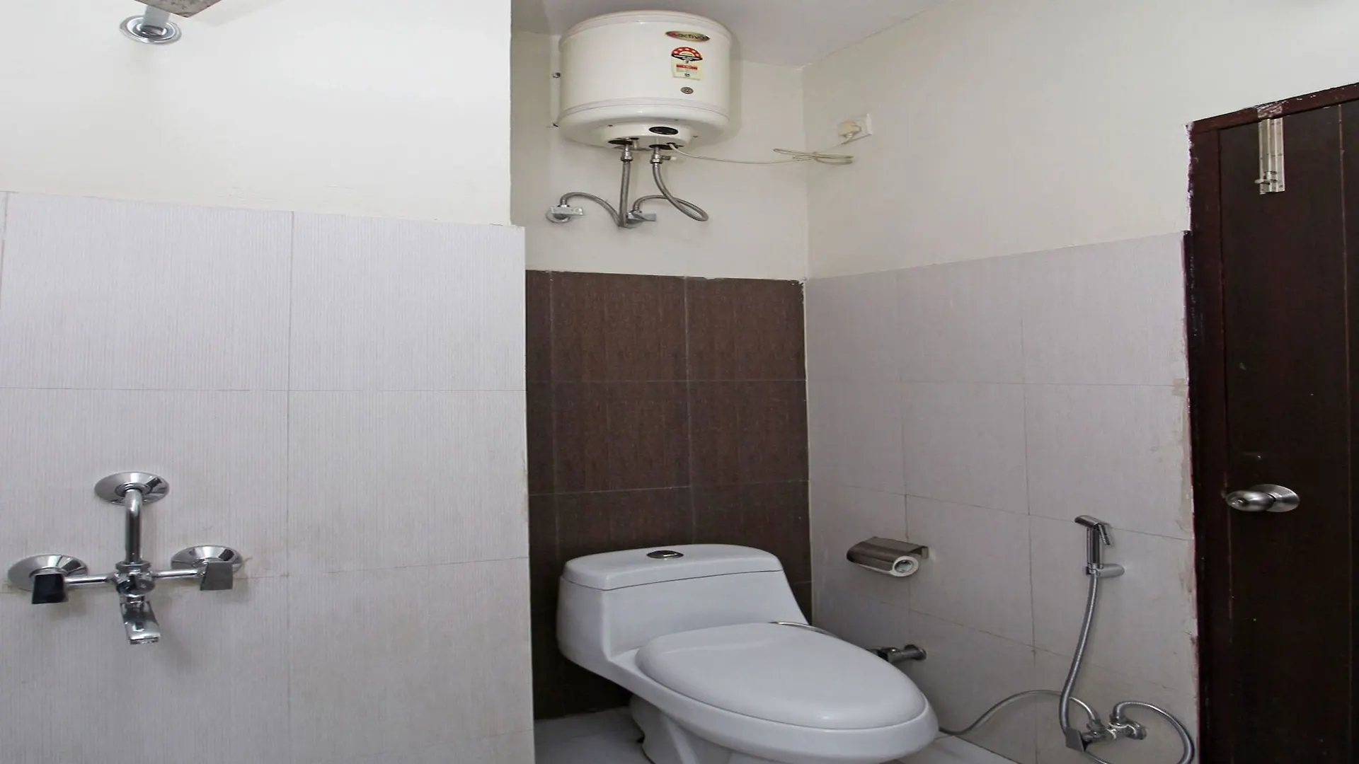 Oyo 576 Hotel Shree Kanta Residency Gurgáon