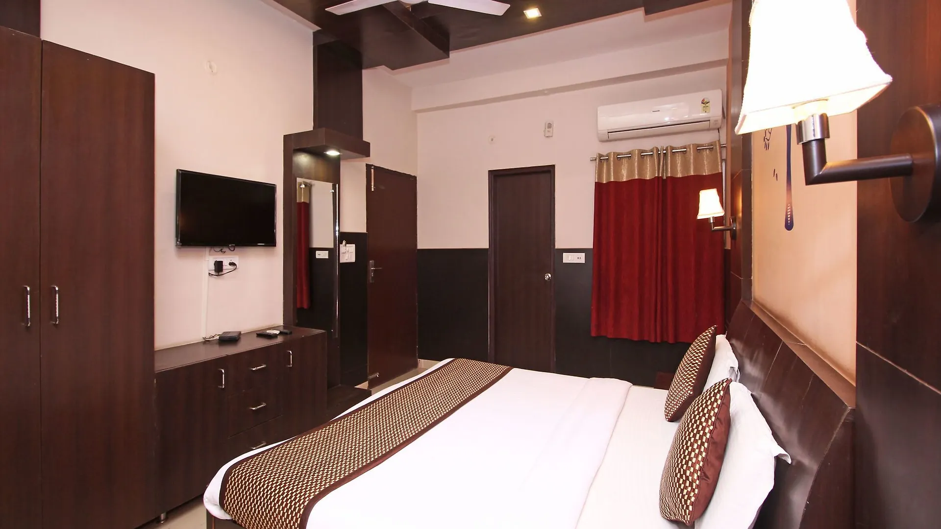 Oyo 576 Hotel Shree Kanta Residency Gurgáon 2*,  Indie