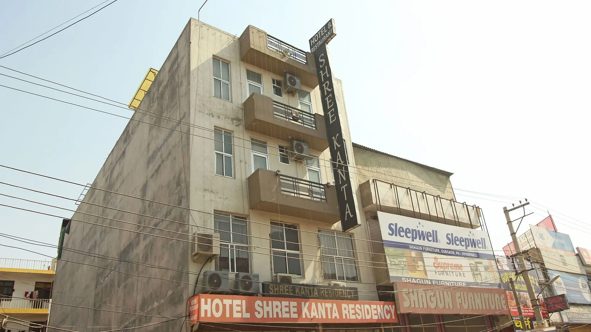 Oyo 576 Hotel Shree Kanta Residency Gurgaon 2*,  India